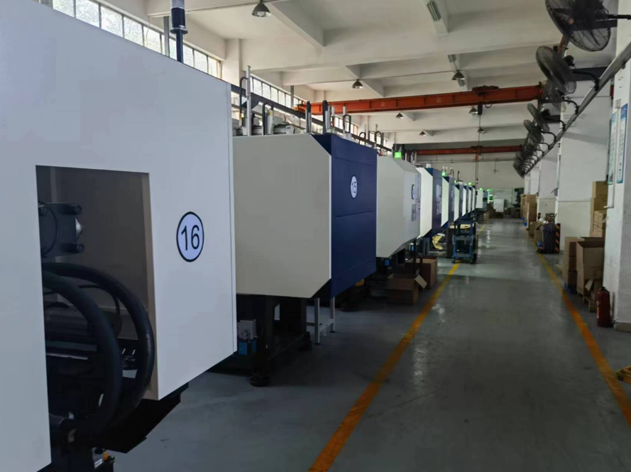 Injection machine 